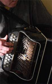 A box player (photo by Paul Dengate)